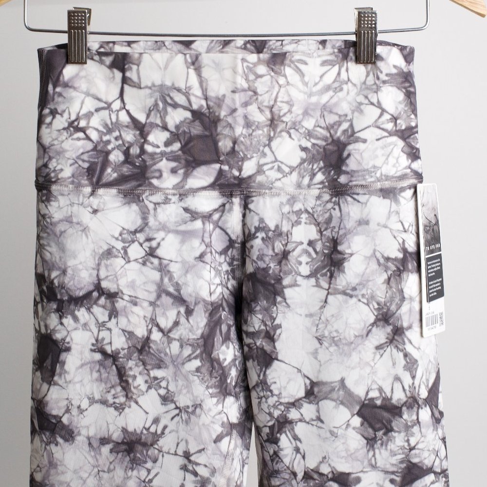 NWT Lululemon WU High-Rise 28" Tight Shibori Dye